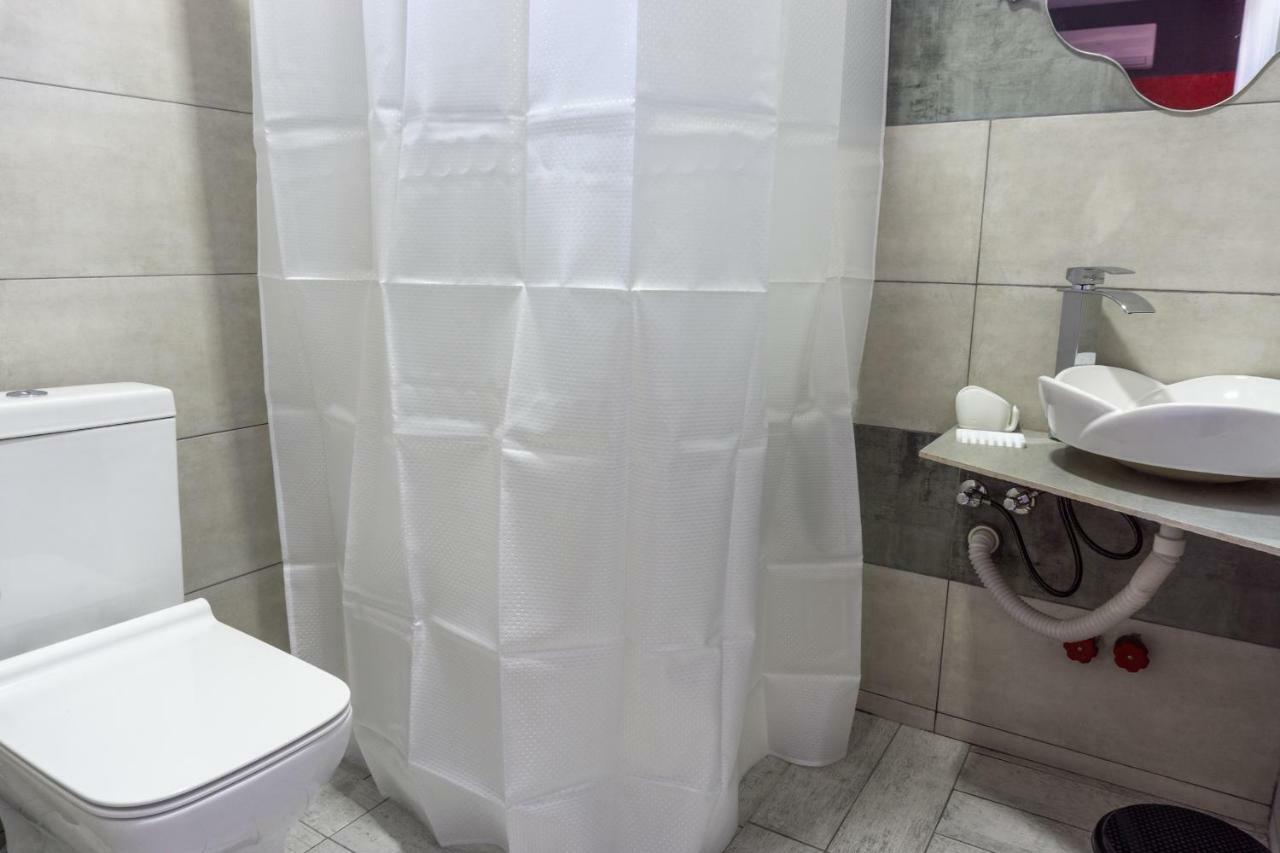 Guesthouse Kado Tbilisi ภายนอก รูปภาพ