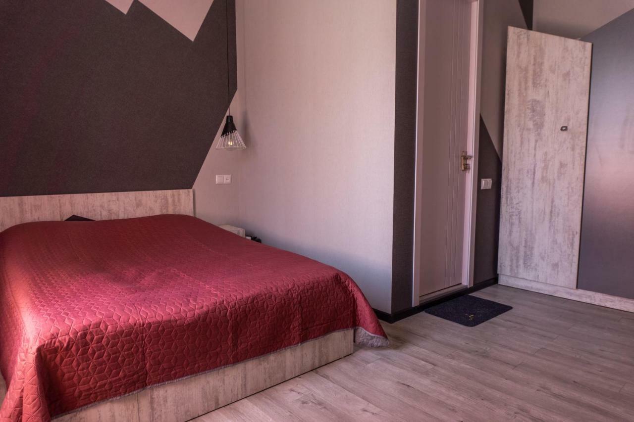 Guesthouse Kado Tbilisi ภายนอก รูปภาพ